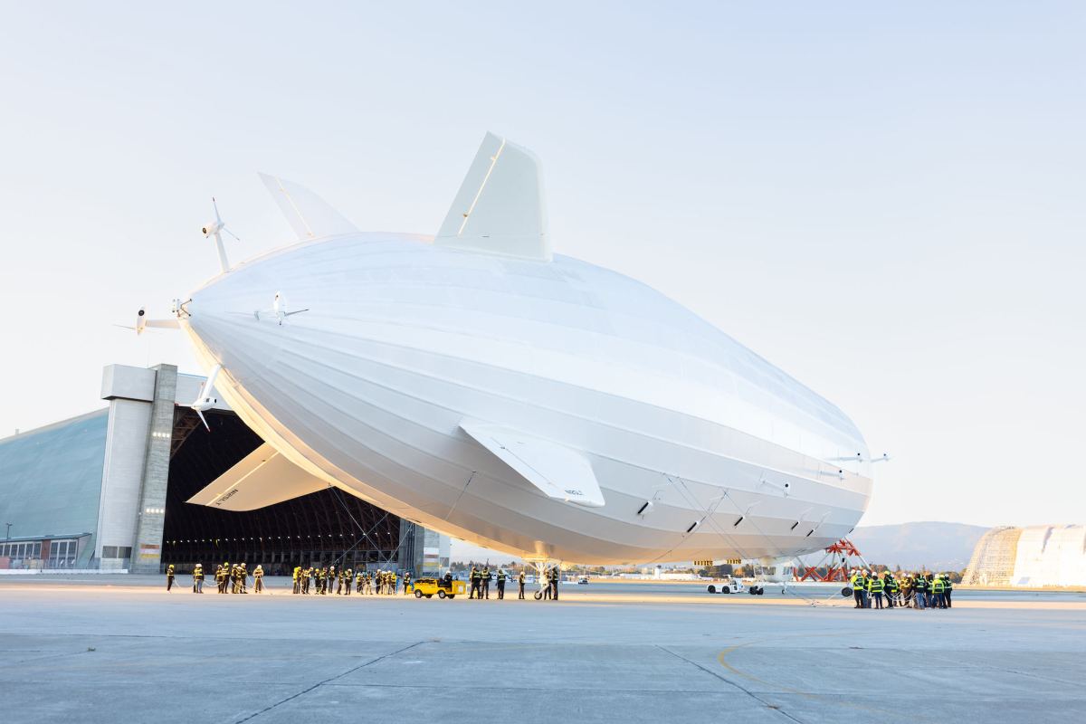 The world’s largest aircraft breaks cover in Silicon Valley – The TechLead