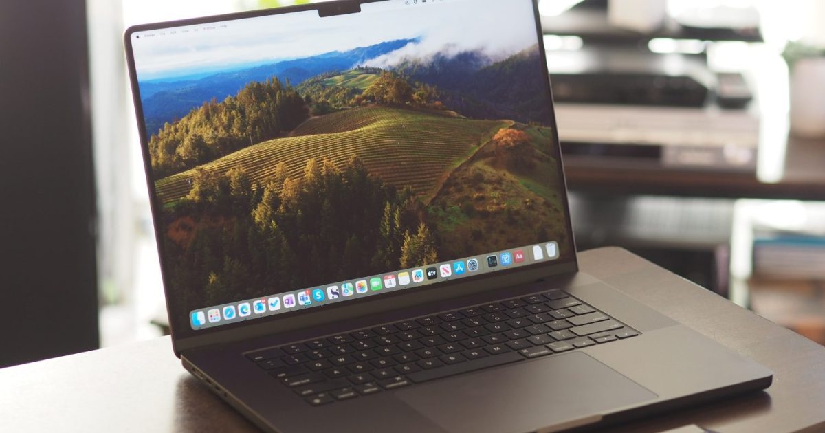 The 16-inch MacBook Pro with M3 Pro is $500 off today – The TechLead