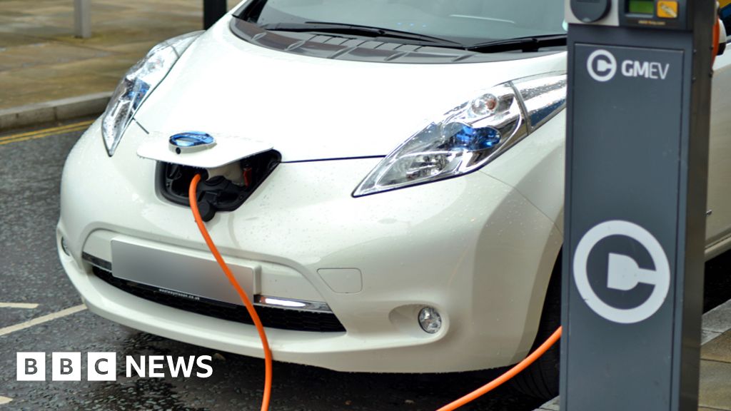 Nissan accused of dumping its electric car pioneers – The TechLead