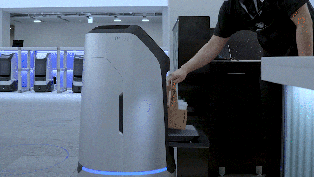 Robot Videos: Starbucks Robots, AI Humanoids, Neuromorphic Drones – The TechLead