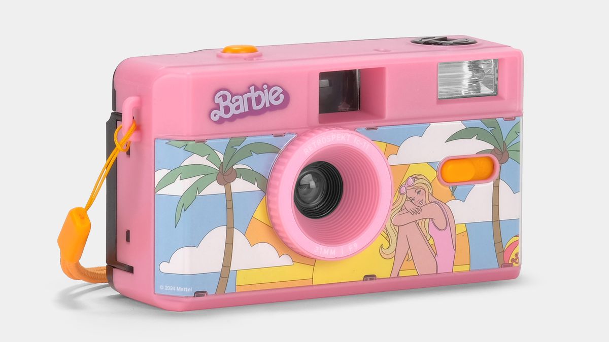 Bubblegum pink point-and-shoot film camera unveiled for Barbie fans, complete with matching bag – The TechLead