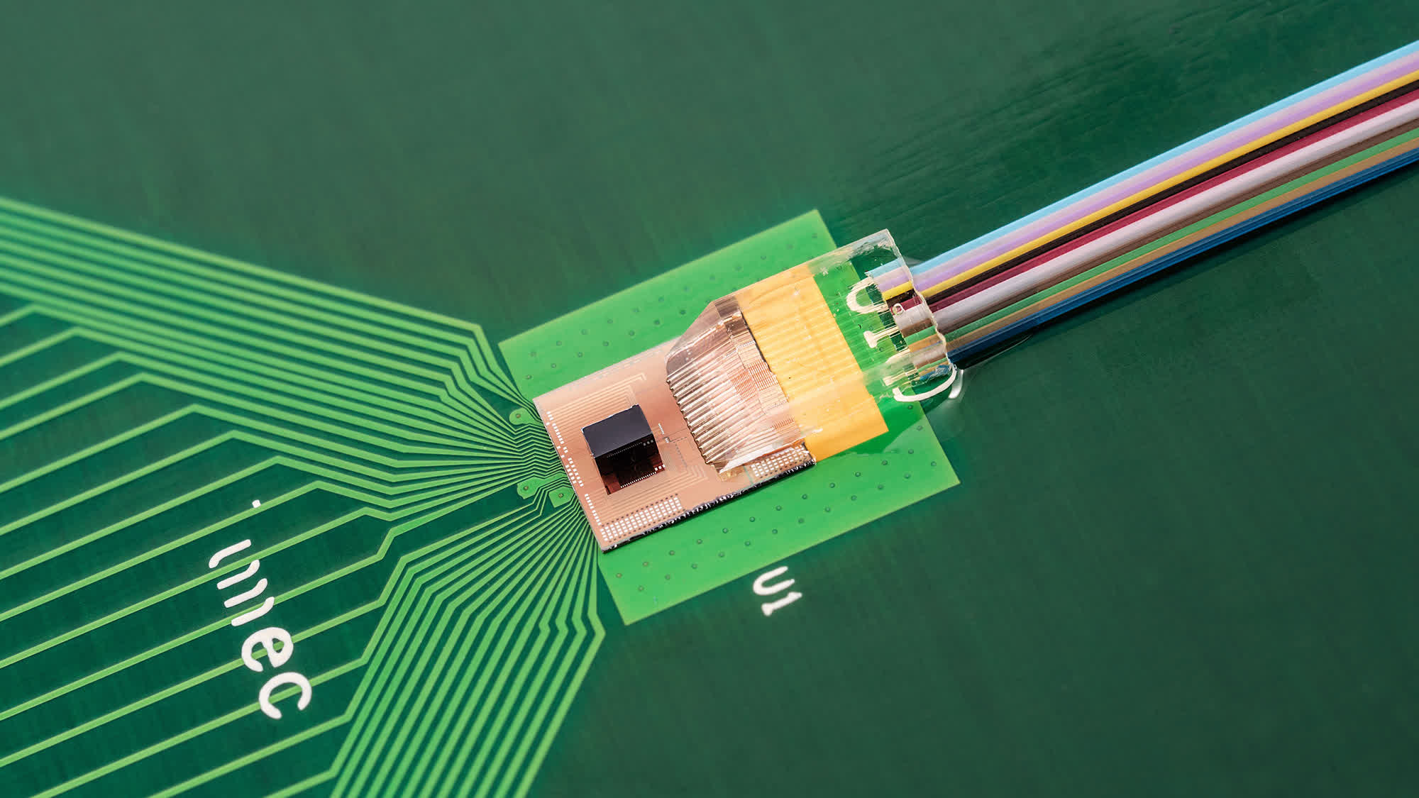 Broadcom is working to integrate optical connectivity directly into GPUs – The TechLead