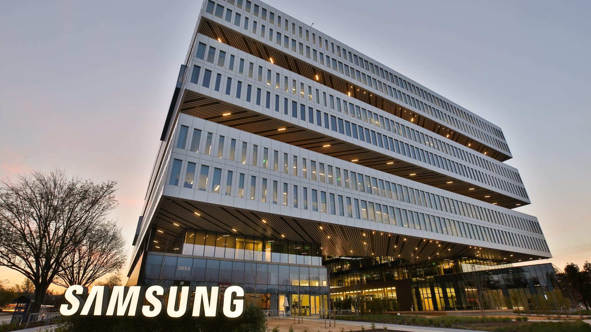 Samsung Launches Solid-State Batteries with 20-Year Lifespan – The TechLead