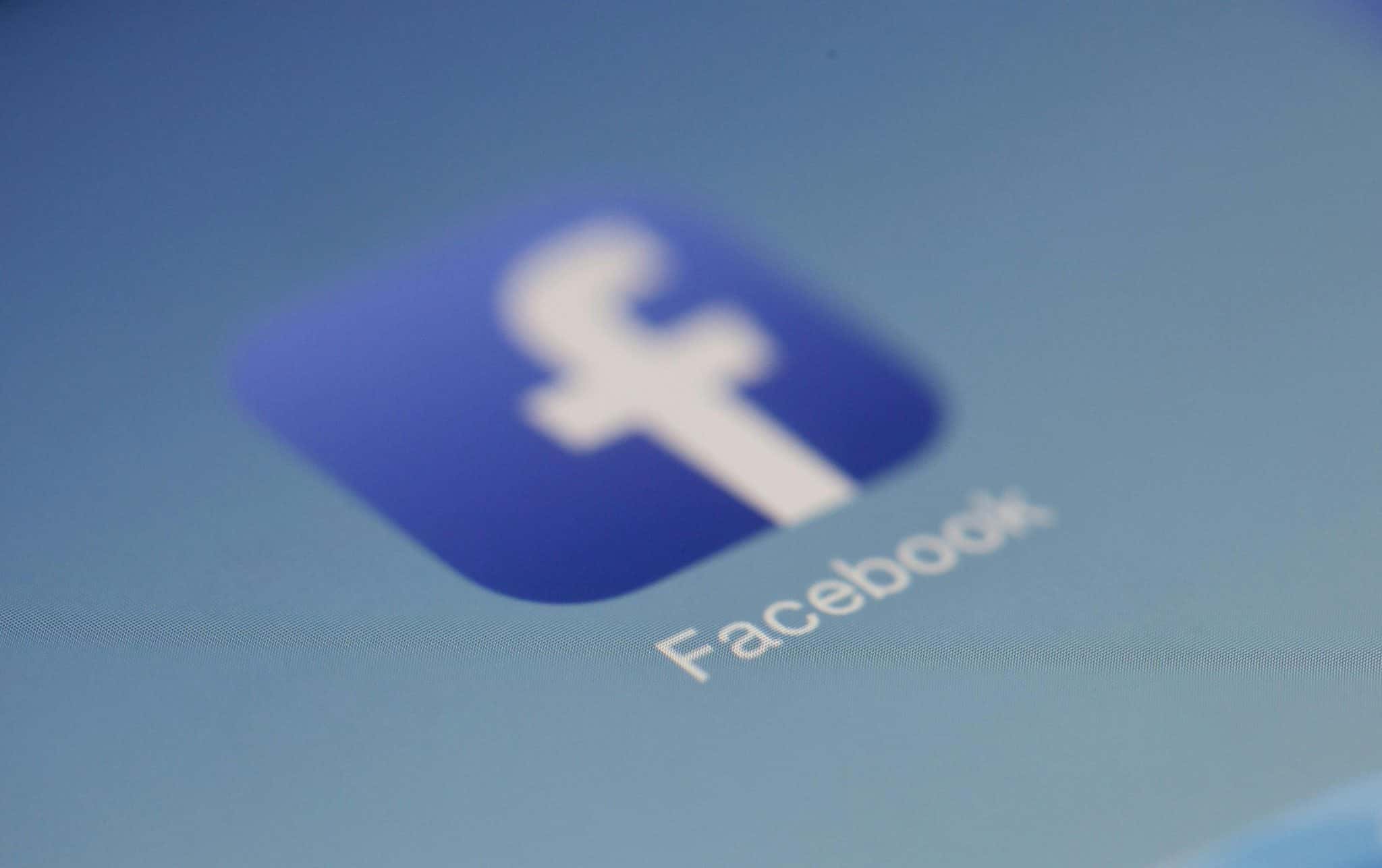 Hackers Hijack Facebook Pages to Spread Data Stealing Malware – The TechLead