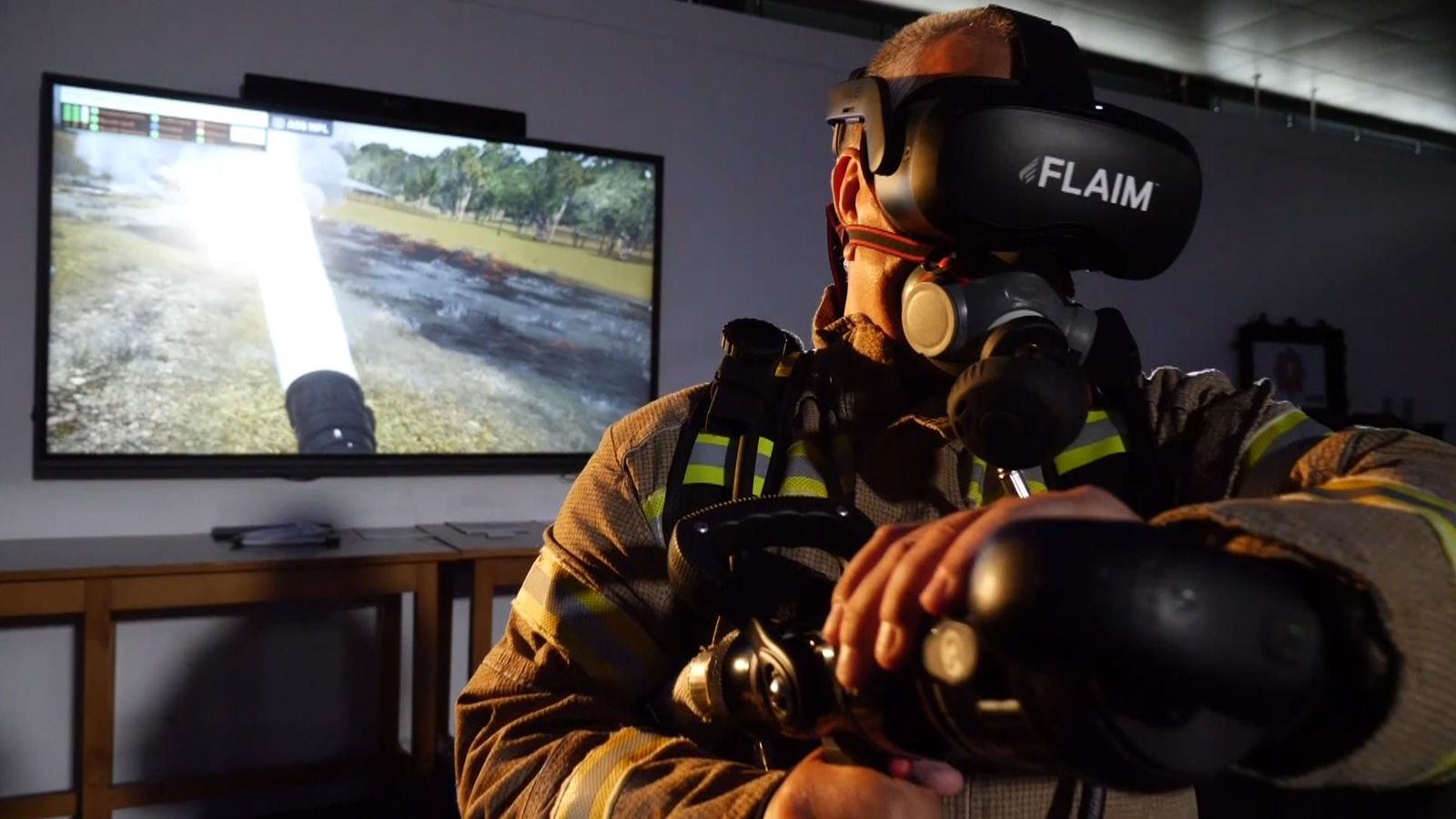 Haptic hoses and hot suits: How VR is helping firefighters prepare for climate change challenges | Climate News – The TechLead